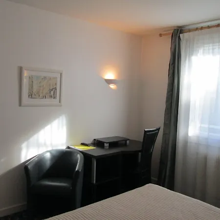 Victor Hugo Hotel 2*