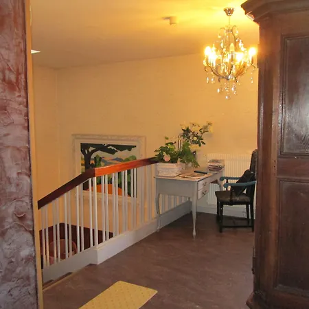 Hotel Victor Hugo 2*