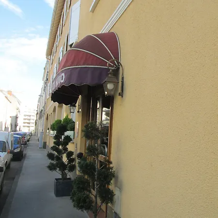 Hotell Victor Hugo 2*