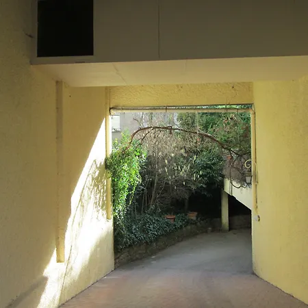 Victor Hugo Отель Дижон