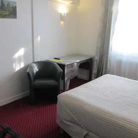 Victor Hugo Hotell 2*