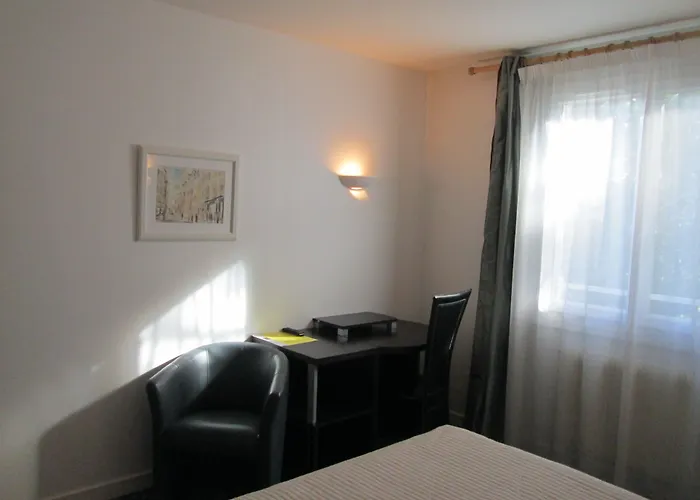 Victor Hugo Hotel 2*