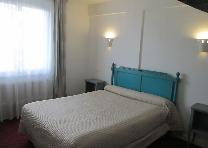 Victor Hugo 2* Dijon