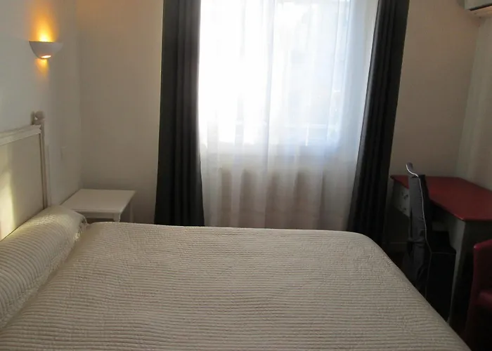 ビクトル ユーゴー 2*