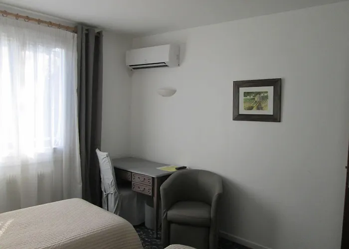 ビクトル ユーゴー 2*