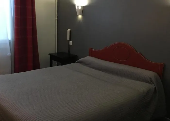 Victor Hugo 2* Dijon